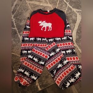 NWT PatPat Red and Black Moose  Pajamas! 2 Piece Set